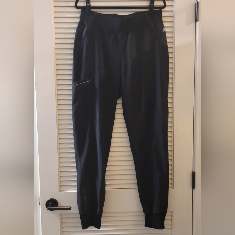 Black Athletic Jogger Pants With Zipper Pockets & Elastic Waistband